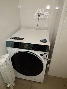 Установить и подключить стиральную машину/сушильную машину в колонну