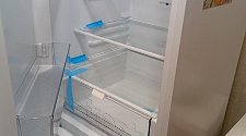 Установить стиральную машину и перенавесить двери холодильника