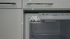 Установка бытового холодильника

