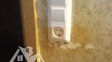 Установить блок выключателей с розеткой