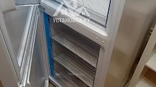 Установить стиральную машину и перенавесить двери холодильника