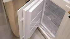 Установить встроенный холодильник