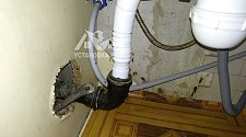 Установить отдельностоящую стиральную машину с доработкой слива