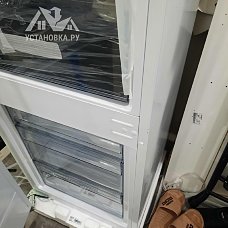 Перенавесить двери холодильника
