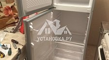 Установить новый отдельностоящий холодильник фирмы Норд