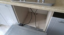 Установить газовые варочную панель и духовой шкаф