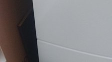 Перенавесить двери холодильника