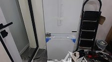 Перенавесить двери холодильника