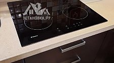 Установоить электрическую варочную панель и Электрический духовой шкаф Midea