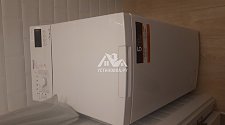 Установить на готовые коммуникации в ванной стиральную машину Hotpoint-Ariston