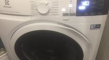 Установить на готовые коммуникации новую стиральную машину