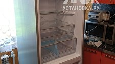 Перенавесить двери холодильника