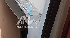 Перенавесить двери холодильника
