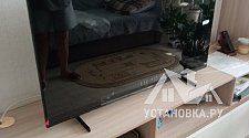 Установить/подвесить и настроить телевизор