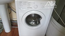 Подключить стиральную отдельностоящую машину Indesit IWUB 4085 в ванной