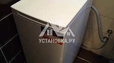 Установить в ванной комнате отдельностоящую стиральную машину Вирпул на готовые коммуникации вместо предыдущей