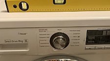 Установить отдельно стоящую стиральную машину LG F1096SDS3 в ванной комнате