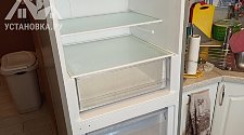 Перенавесить двери холодильника