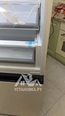 Перенавесить двери холодильника