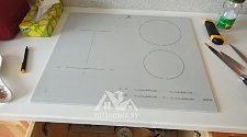 Работа по установке электрической варочной панели