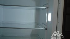 Установить встроенный холодильник Bosch KIR81VS20R