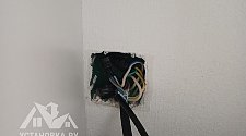 Установить встраиваемую электрическую панель и духовой шкаф