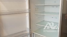 Перенавесить двери холодильника