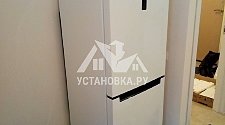 Установить отдельностоящий холодильник INDEZIT DF5160W