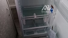 Установить отдельностоящий холодильник Indesit TIA 16