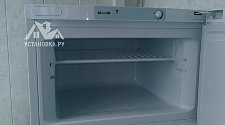 Установить отдельностоящий холодильник Indesit TIA 16