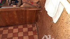 Установить отдельностоящую стиральную машину Indesit IWUB 4105(1) в ванной комнате