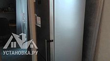 Установить холодильник и перевесить на нём двери в районе Крылатского