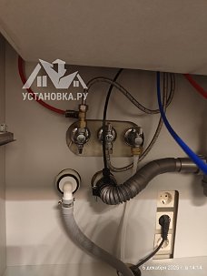 Установить смеситель на мойку