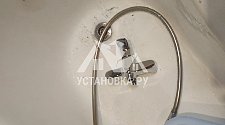Демонтировать и установить смеситель настенный в ванной комнате