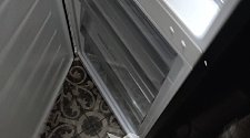 Перенавесить двери холодильника