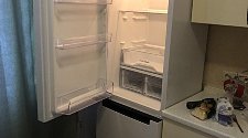 Установить холодильник или морозильник и перенавесить двери.