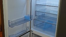 Перенавесить двери холодильника