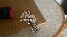 Навесить фасад на кухонный шкафчик