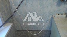 Демонтировать и установить на кухне отдельностоящую стиральную машину на готовые коммуникации