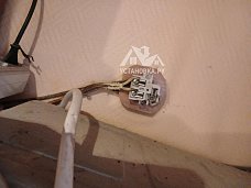 Установить плиту