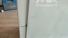 Перенавесить двери холодильника