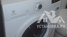 Установить отдельностоящую стиральную машину Electrolux EWW 51476 WD