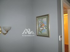 Навесить в частном доме картины