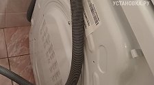 Установить стиральную машину и сушильную машину в колонну