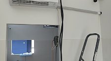 Установить четыре кондиционера