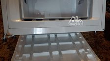 Перевесить двери на холодильнике