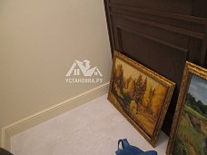 Навесить в частном доме картины