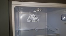 Установить отдельностоящий новый холодильник Beko