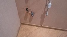 Установить. отдельно стоящую стиральную машину Electrolux