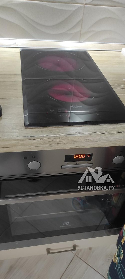 Установить/Подключить плиту/варочную панель